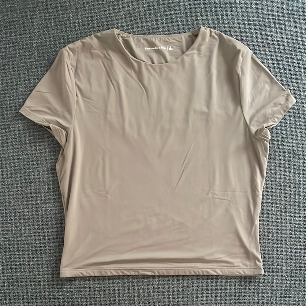 Abercrombie & Fitch Cream Fitted Short Sleeve Tee